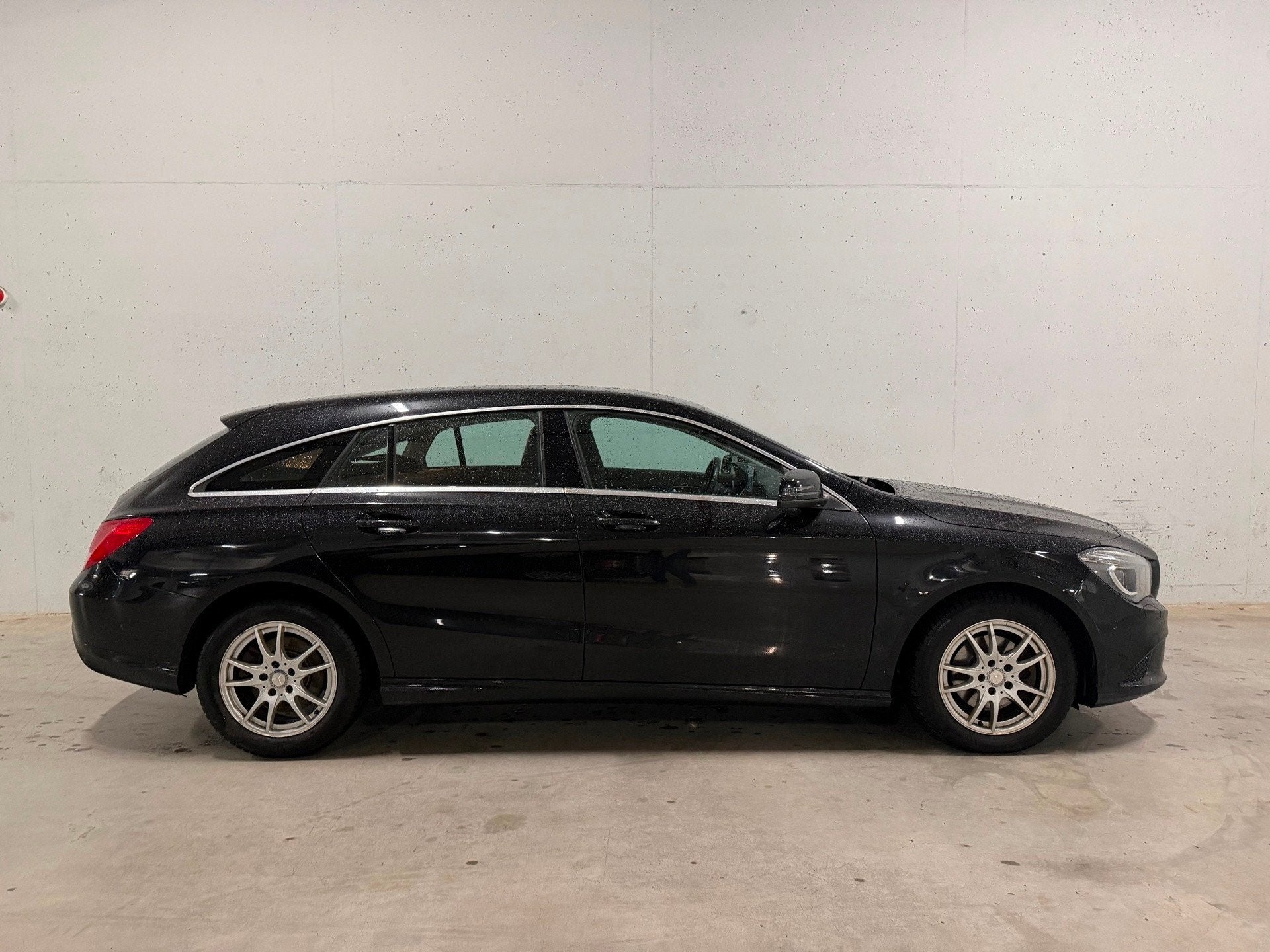 Mercedes-Benz CLA-klasse Shooting Brake 200 CDI AMG Aut. Nav, 136 pk, Gebruikt, Euro 6, 4 cilinders