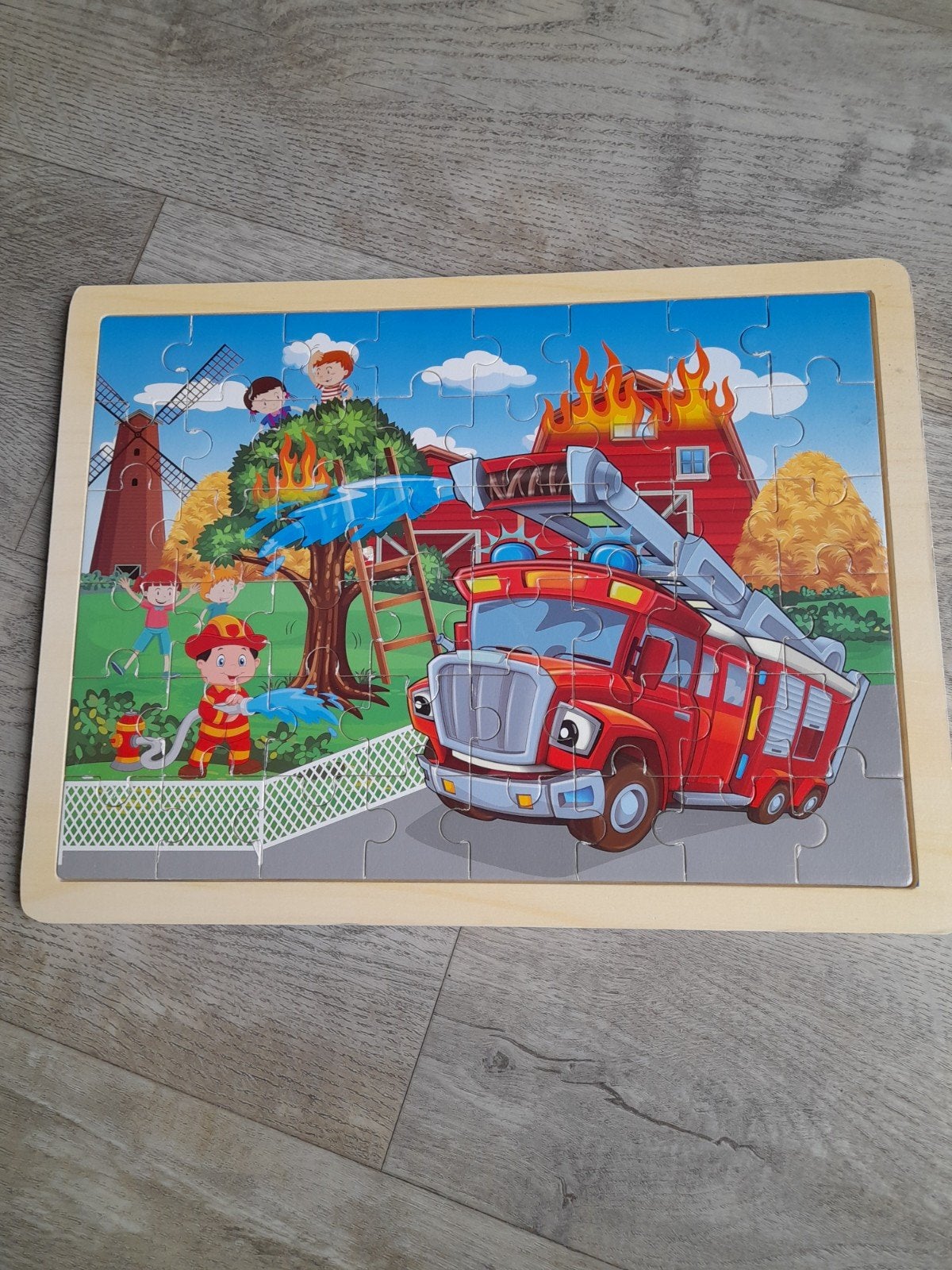 Houten puzzel brandweer 48 stukjes, Kinderen en Baby's, 2 tot 4 jaar, Gebruikt, 10 tot 50 stukjes, Ophalen of Verzenden