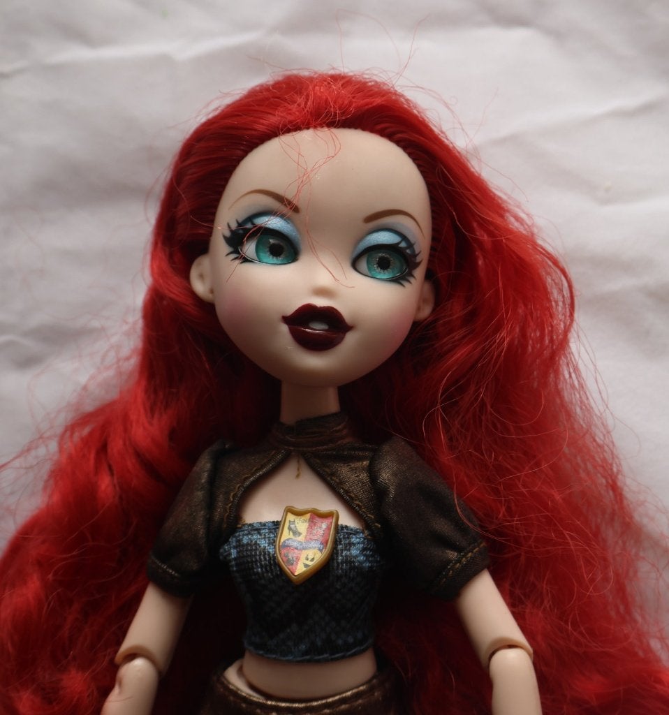 2012 Bratz Meygana Broomstix 1st ed, Ophalen of Verzenden, Gebruikt, Fashion Doll