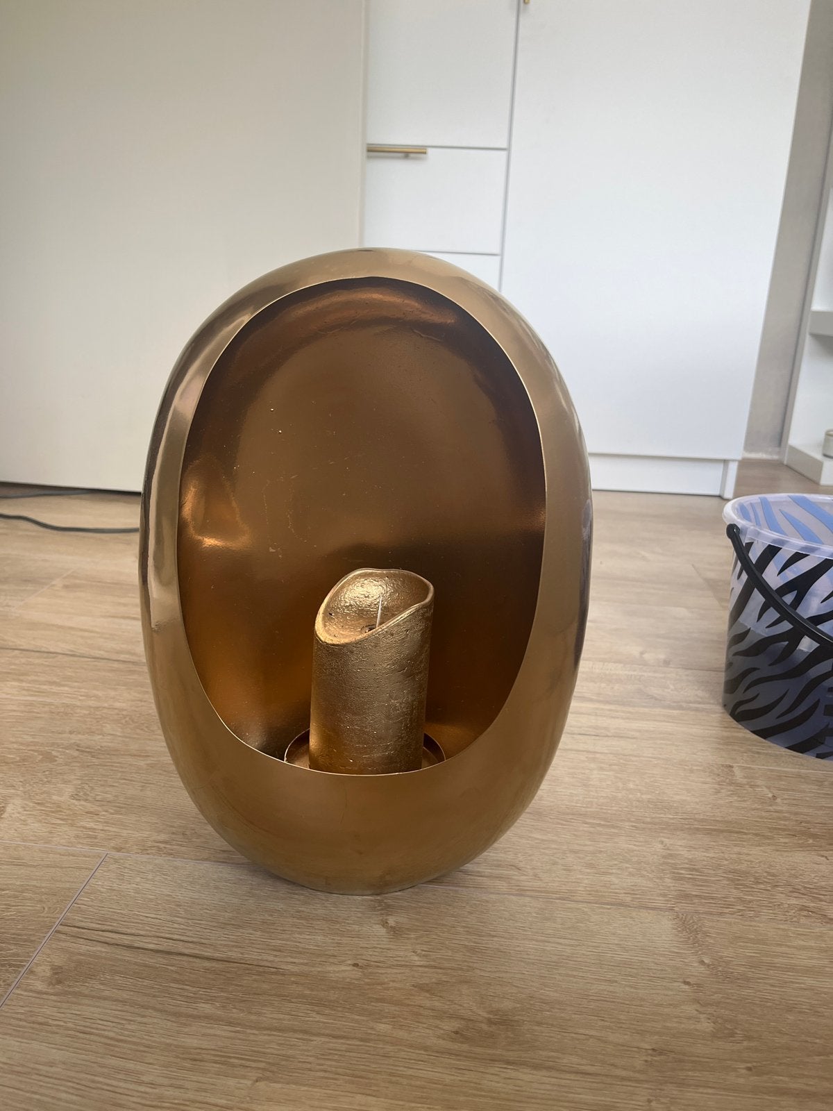 Gouden decoratieve kandelaar/windlicht, Huis en Inrichting, Woonaccessoires | Kandelaars en Kaarsen, Ophalen, Gebruikt, Metaal