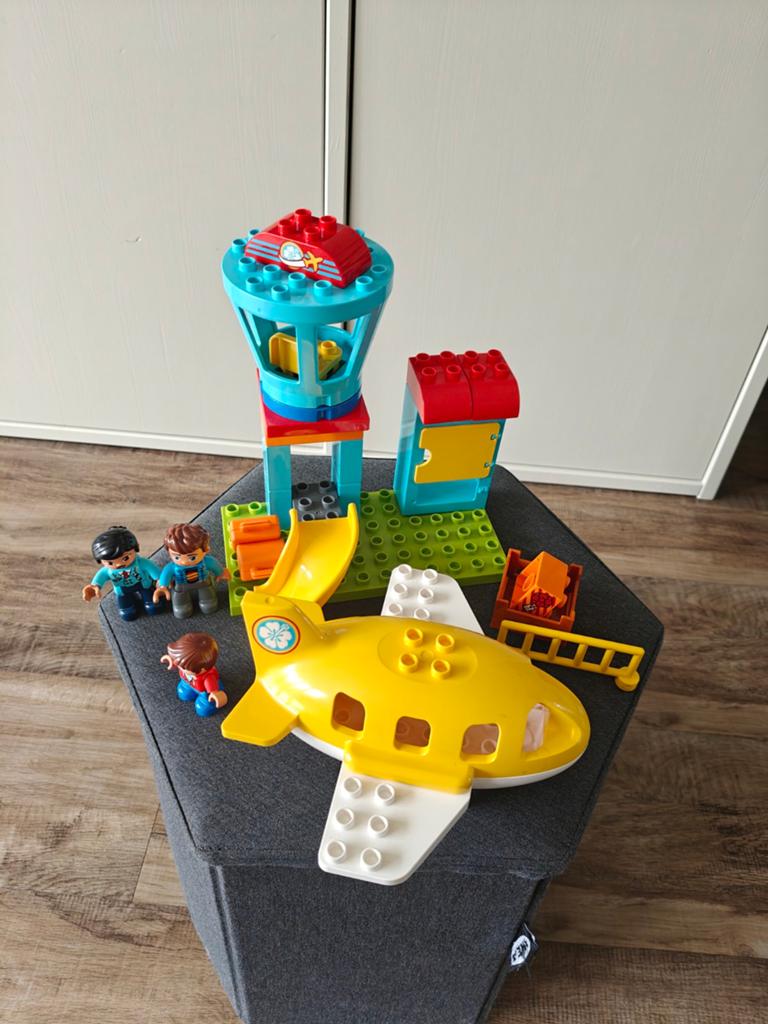Duplo vliegtuig met vliegveld, Ophalen of Verzenden, Zo goed als nieuw, Duplo