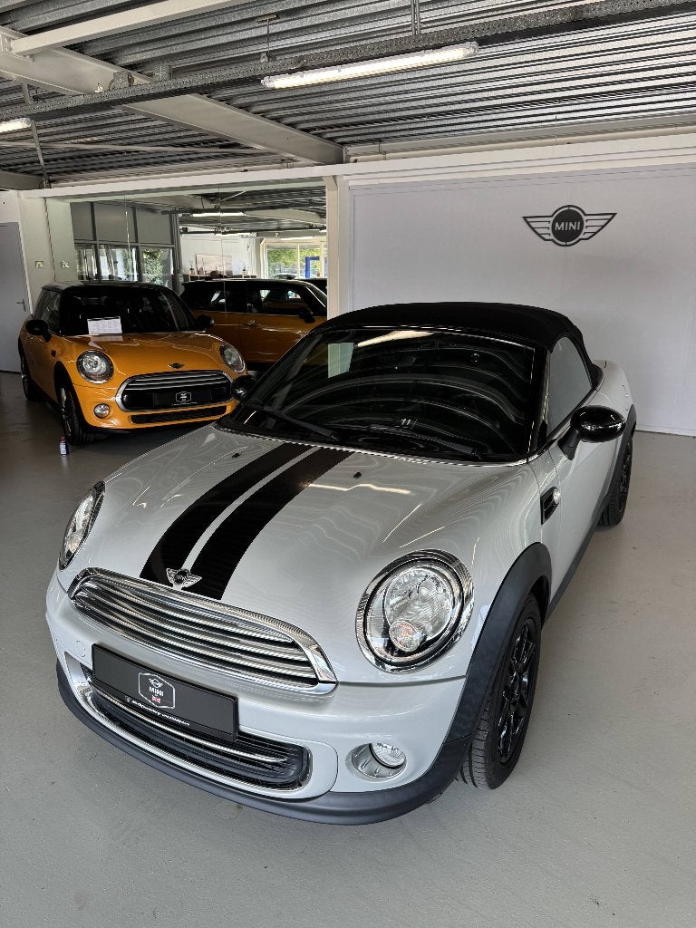 Foto 3 van Mini 1.6 Cooper Roadster 2012 Grijs ( 6 MAANDEN GARANTIE )