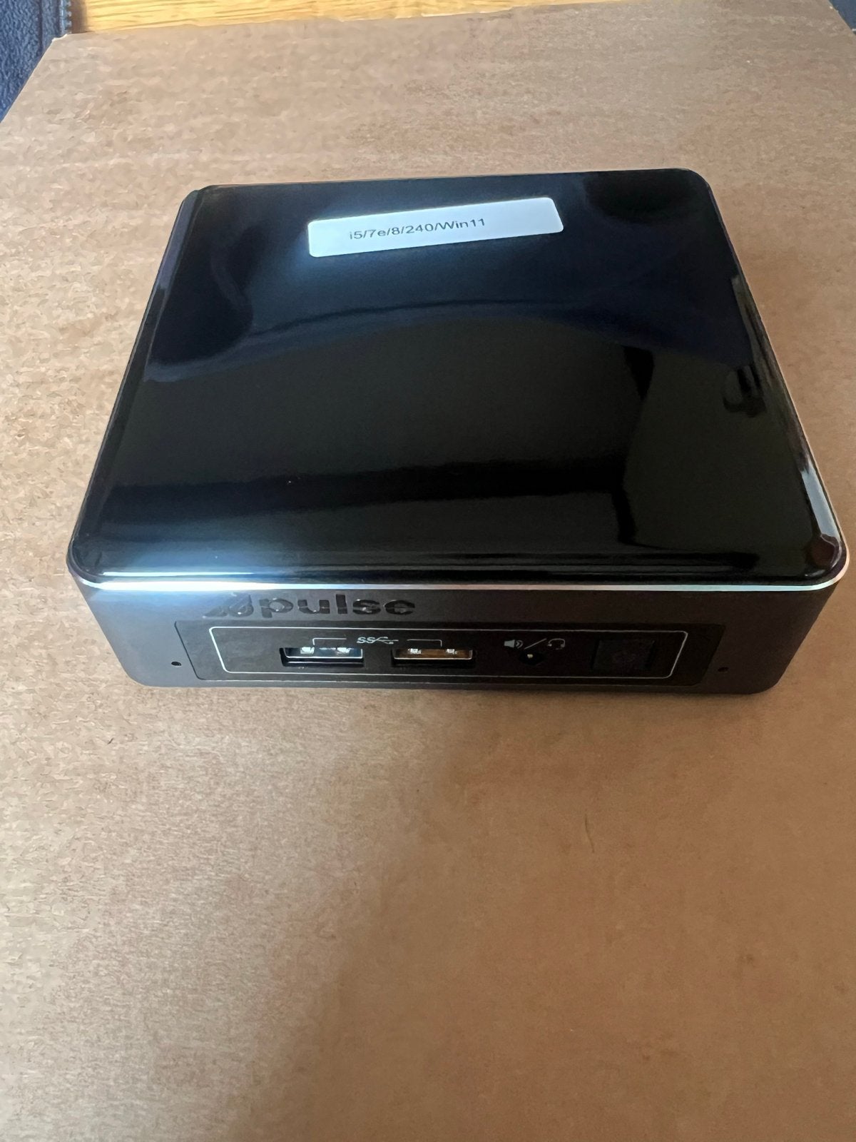 Intel NUC i5-7e/8/240/Win11 Mini PC, Computers en Software, Desktop Pc's, Gebruikt, 2 tot 3 Ghz, 8 GB, Ophalen of Verzenden