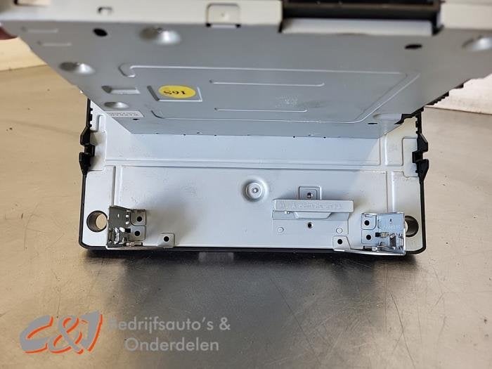 Radio van een Volkswagen Crafter, Gebruikt, -, Volkswagen, -