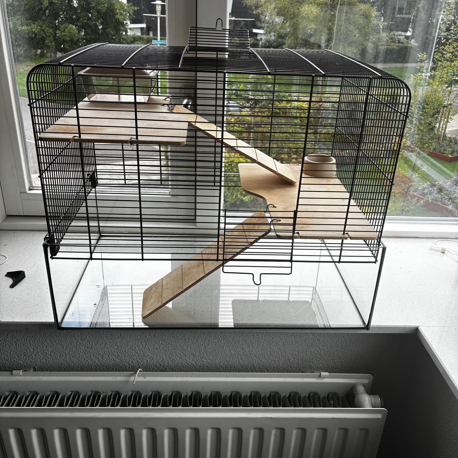 Hamsterkooi met toebehoren, Ophalen, Zo goed als nieuw, Loopwiel of Rad