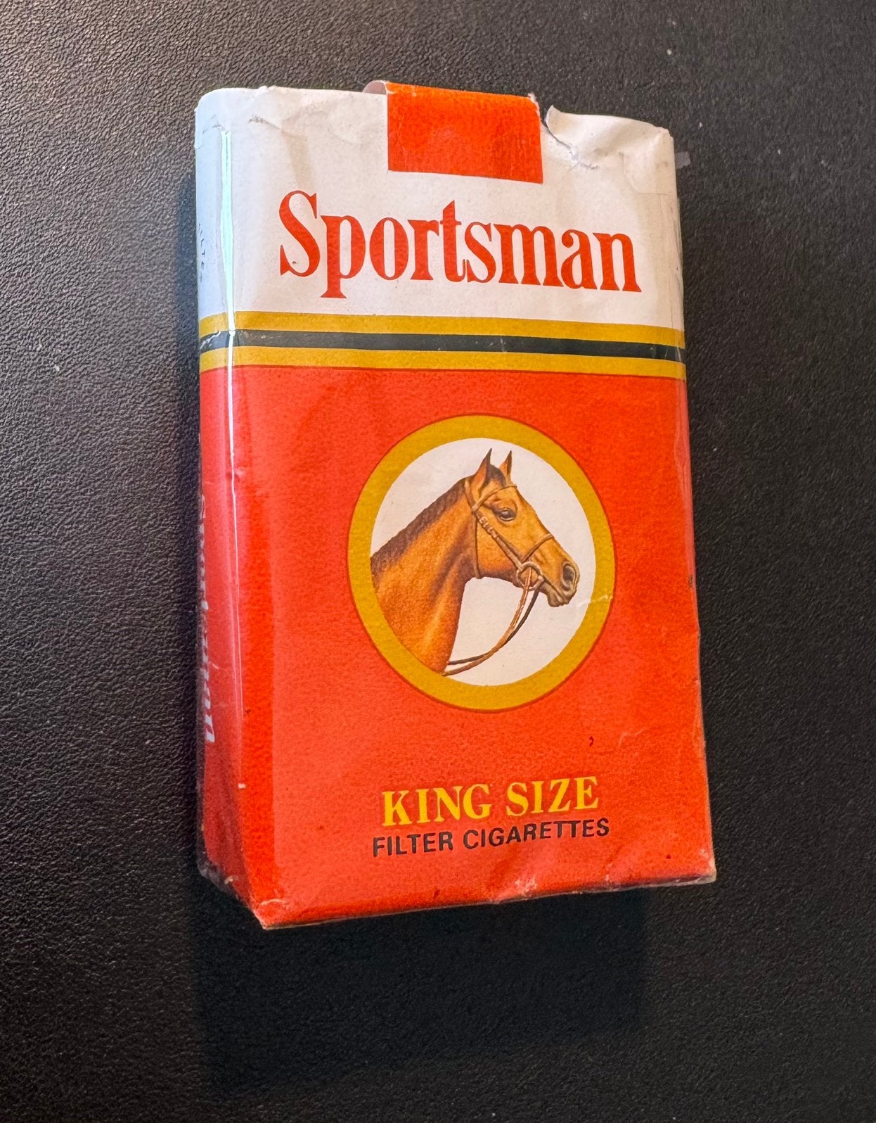 Oud pakje sigaretten Sportsman leeg Kenia, Verzamelen, Rookartikelen, Aanstekers en Luciferdoosjes, Verzenden, Gebruikt, Tabaksdoos of Verpakking