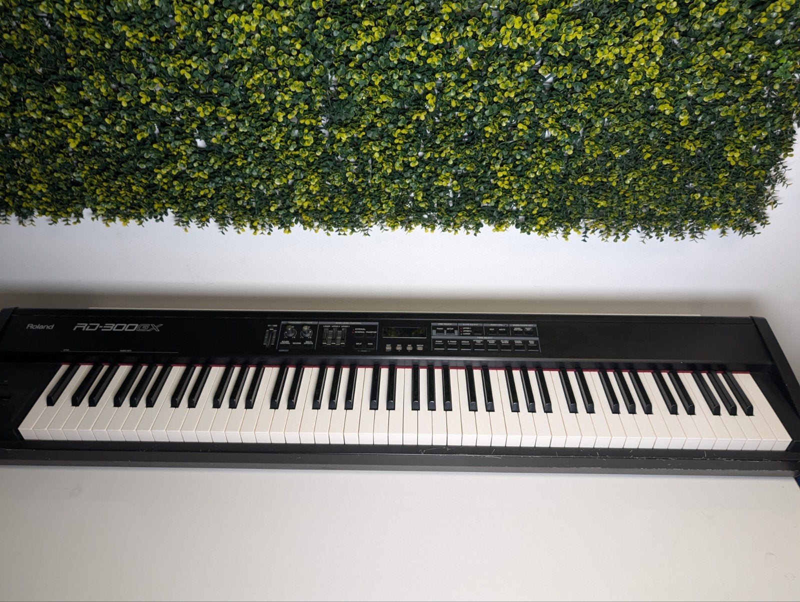 ACTIE ACTIE Roland RD-300GX Stage Piano 88 Gewogen Toetsen, Muziek en Instrumenten, Keyboards, 88 toetsen, Roland, Ophalen of Verzenden