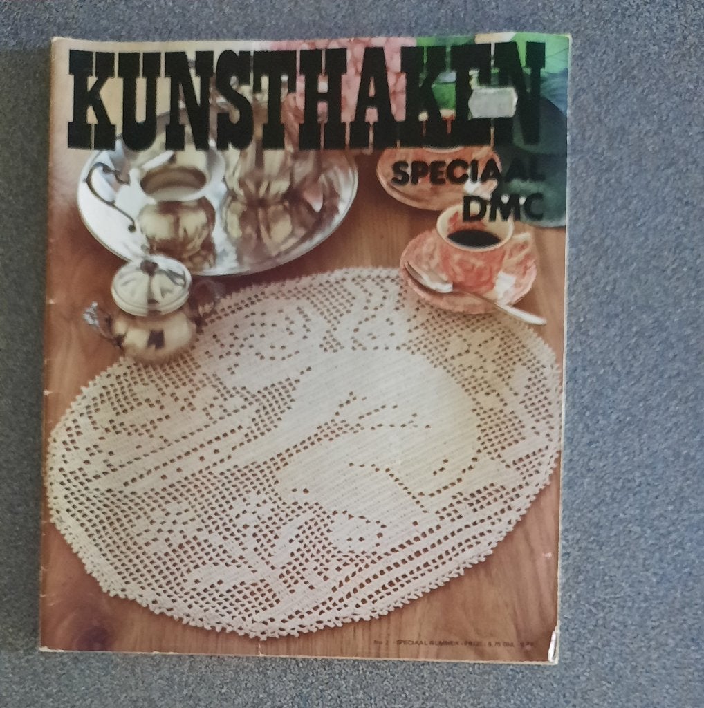 Vintage haakboek: Kunsthaken, Hobby en Vrije tijd, Breien en Haken, Ophalen of Verzenden, Gebruikt, Haken, Patroon of Boek