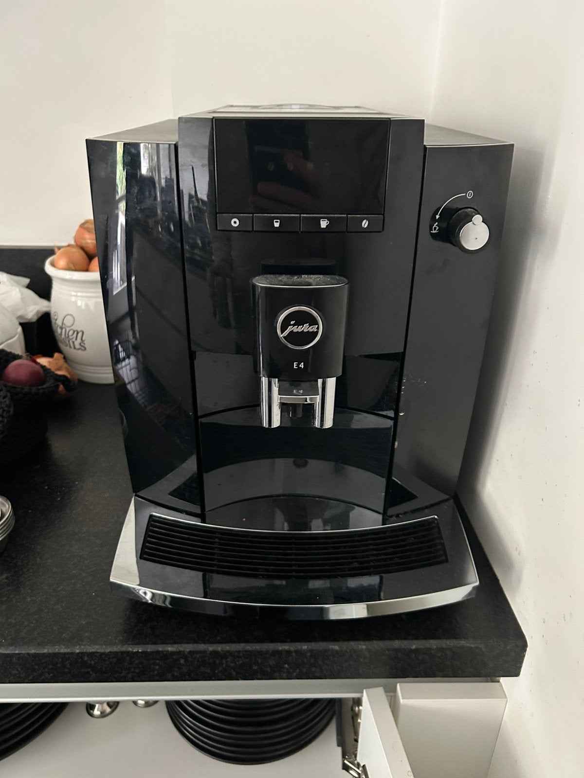 Jura E4 piano black, Witgoed en Apparatuur, Koffiezetapparaten, 10 kopjes of meer, Ophalen of Verzenden, Zo goed als nieuw, Koffiemachine
