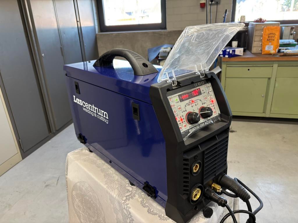 NIEUWE AC/DC PULSE TIG EN MIG 200A 220V LAST SUPER!!!!, Ophalen of Verzenden, Zo goed als nieuw, 150 tot 250 ampère, Co2