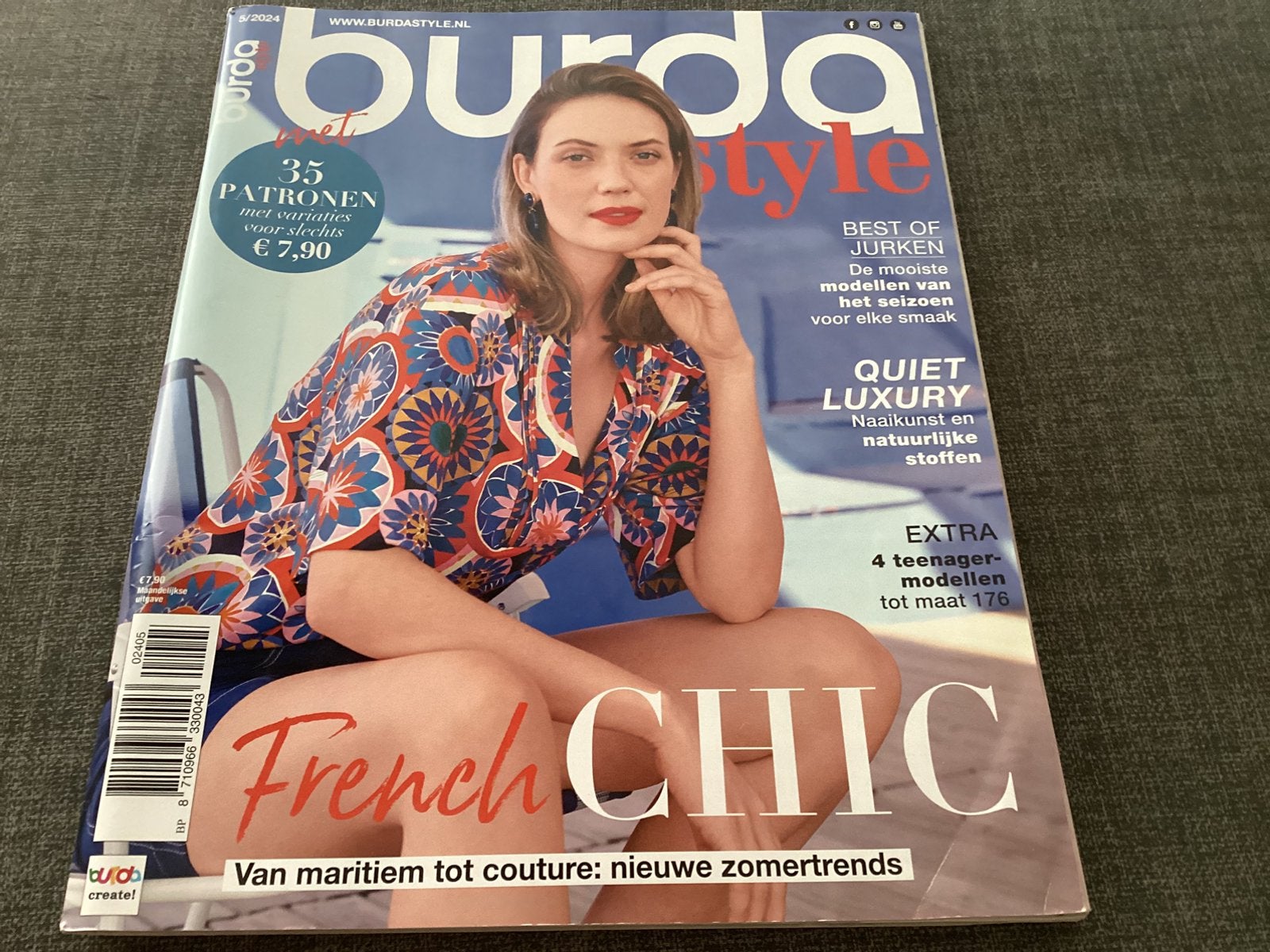 Burda 5-2024, Ophalen of Verzenden, Zo goed als nieuw, Vrouw, Burda