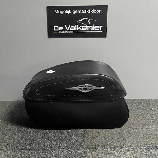 Zijtas Suzuki Intruder (rechts), Ophalen of Verzenden, Zo goed als nieuw