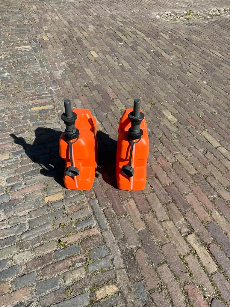 Husqvarna Benzine Tank 15 Liter met snelvultuit - nieuwstaat, Ophalen, Nieuw, Motor en Techniek