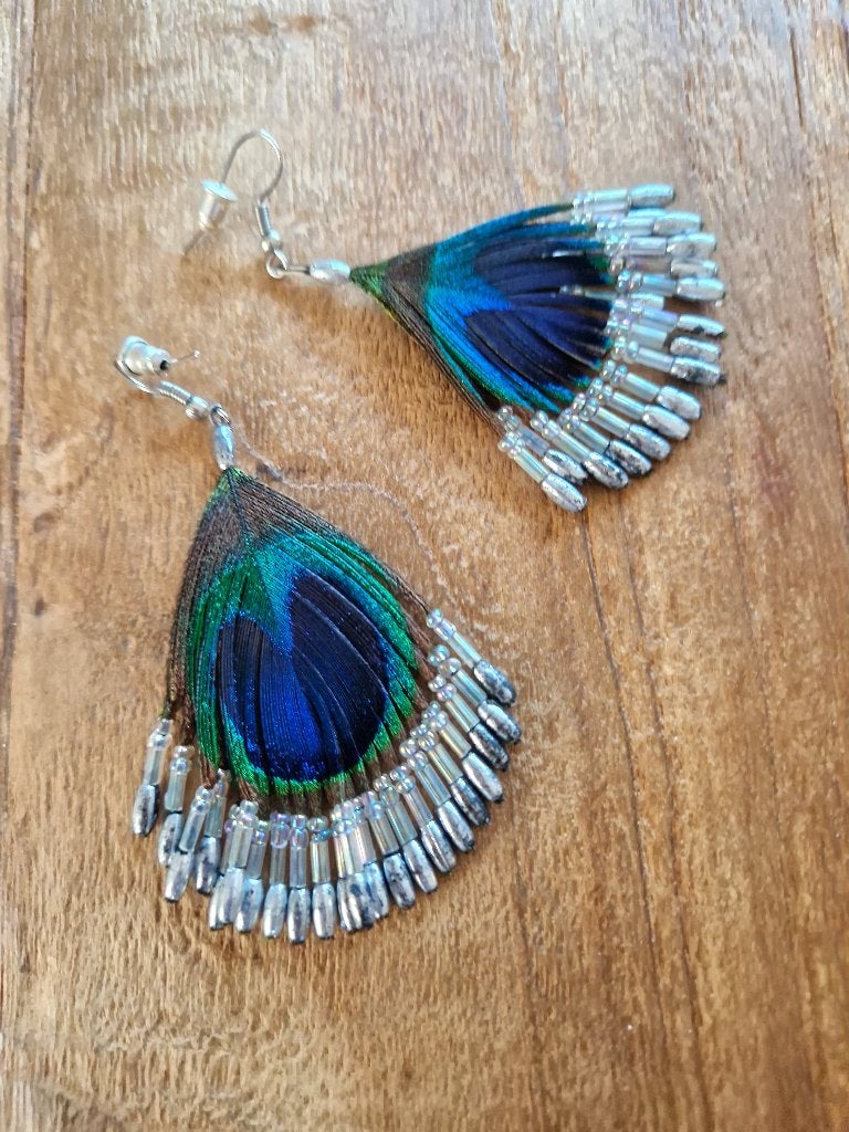 Vintage pauwenveren oorbellen, Overige materialen, Hangers, Gebruikt, Verzenden