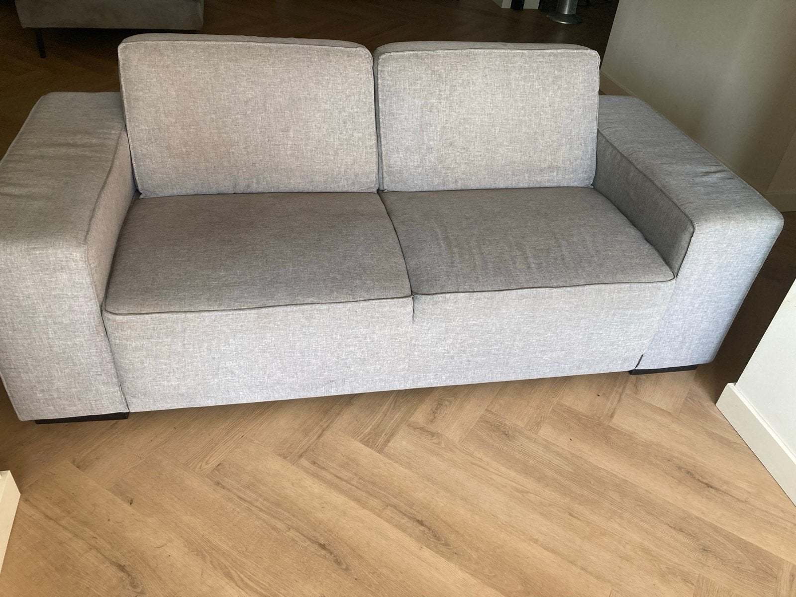 Gratis Lichtgrijze tweezitsbank - 190x83x75cm, Ophalen, Gebruikt, 150 tot 200 cm, Tweepersoons