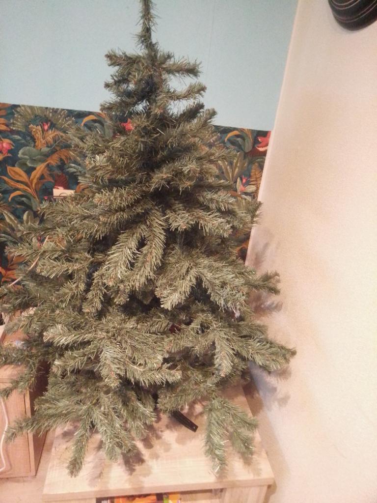 Kunstkerstboom  €5, Diversen, Kerst, Gebruikt, Ophalen