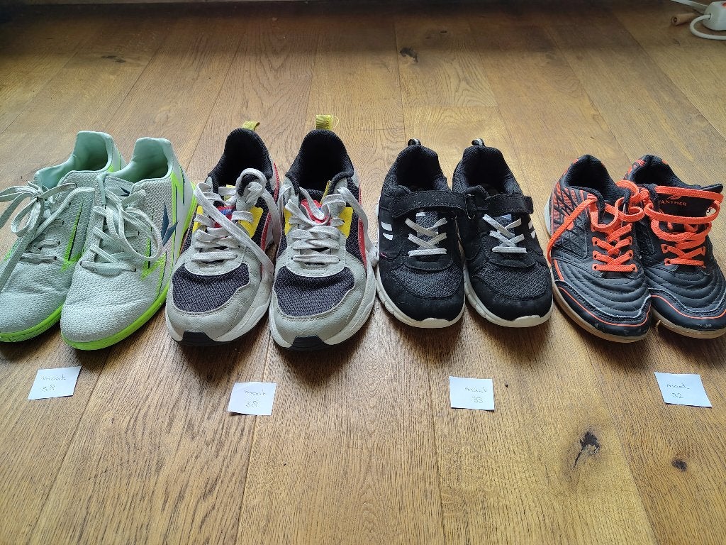 Gymschoenen, Ophalen, Zo goed als nieuw, Jongen of Meisje, Sportschoenen