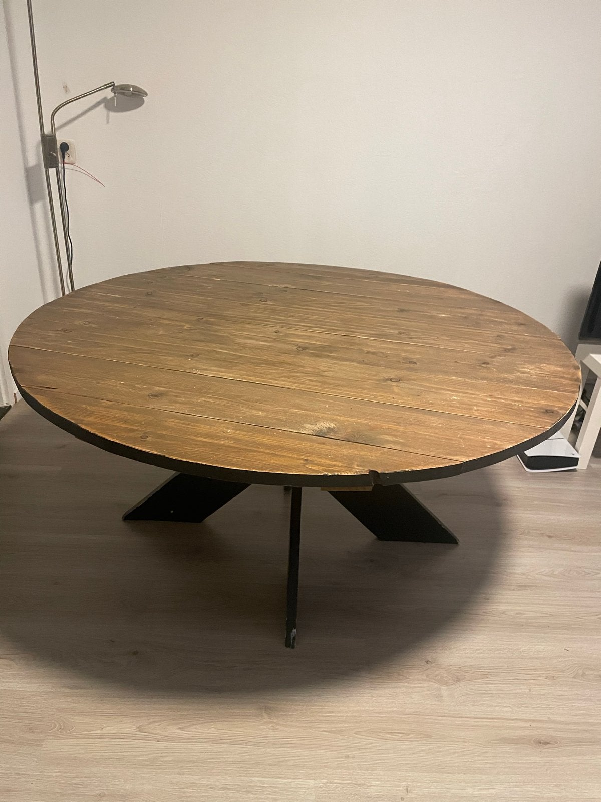 Grote ronde eettafel - 1.50m diameter - behandeld blad, Huis en Inrichting, 100 tot 150 cm, 150 tot 200 cm, Rond, Ophalen of Verzenden