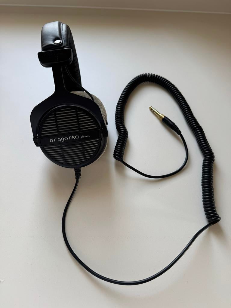 Beyerdynamic DT 990 PRO 250 ohm Studio Koptelefoon, Audio, Tv en Foto, Koptelefoons, Ophalen of Verzenden, Zo goed als nieuw, Over oor (circumaural)