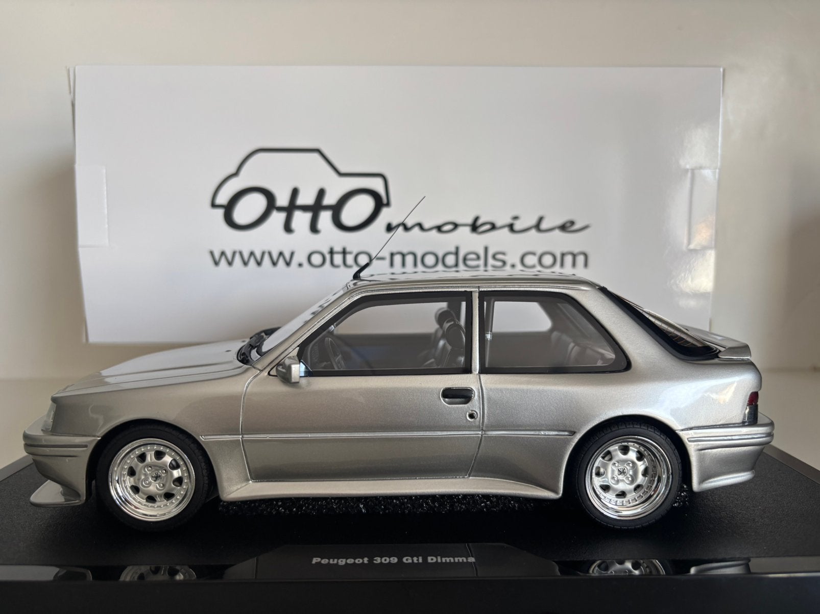 Peugeot 309 Gti 16 Dimma Kompressor  1:18 (nieuw), Verzenden, Nieuw, Auto, OttOMobile