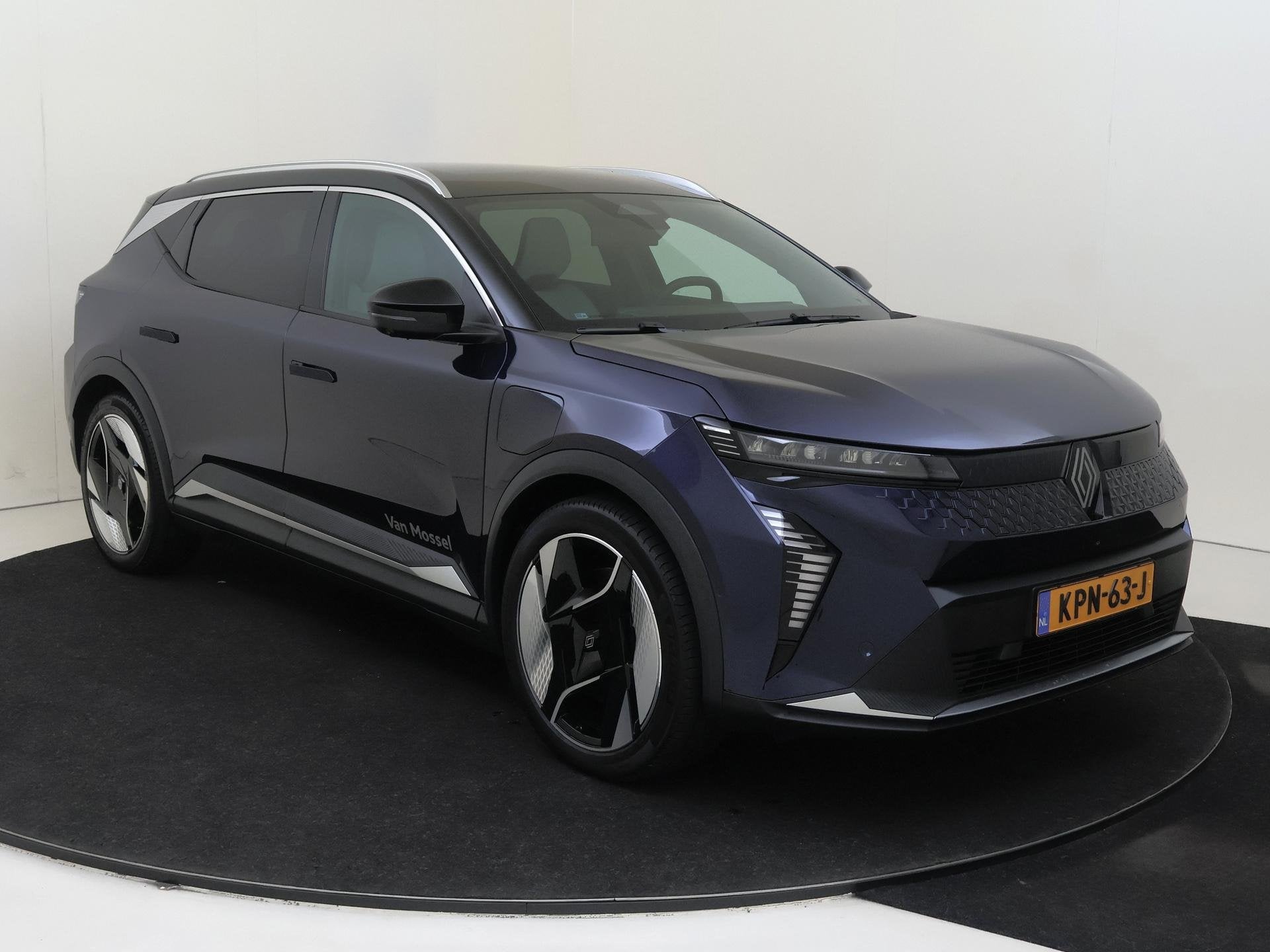 Renault Scenic E-Tech EV87 long range iconic | Lederen Bekle, Auto's, Renault, Dealer onderhouden, Gebruikt, 625 km, 1817 kg