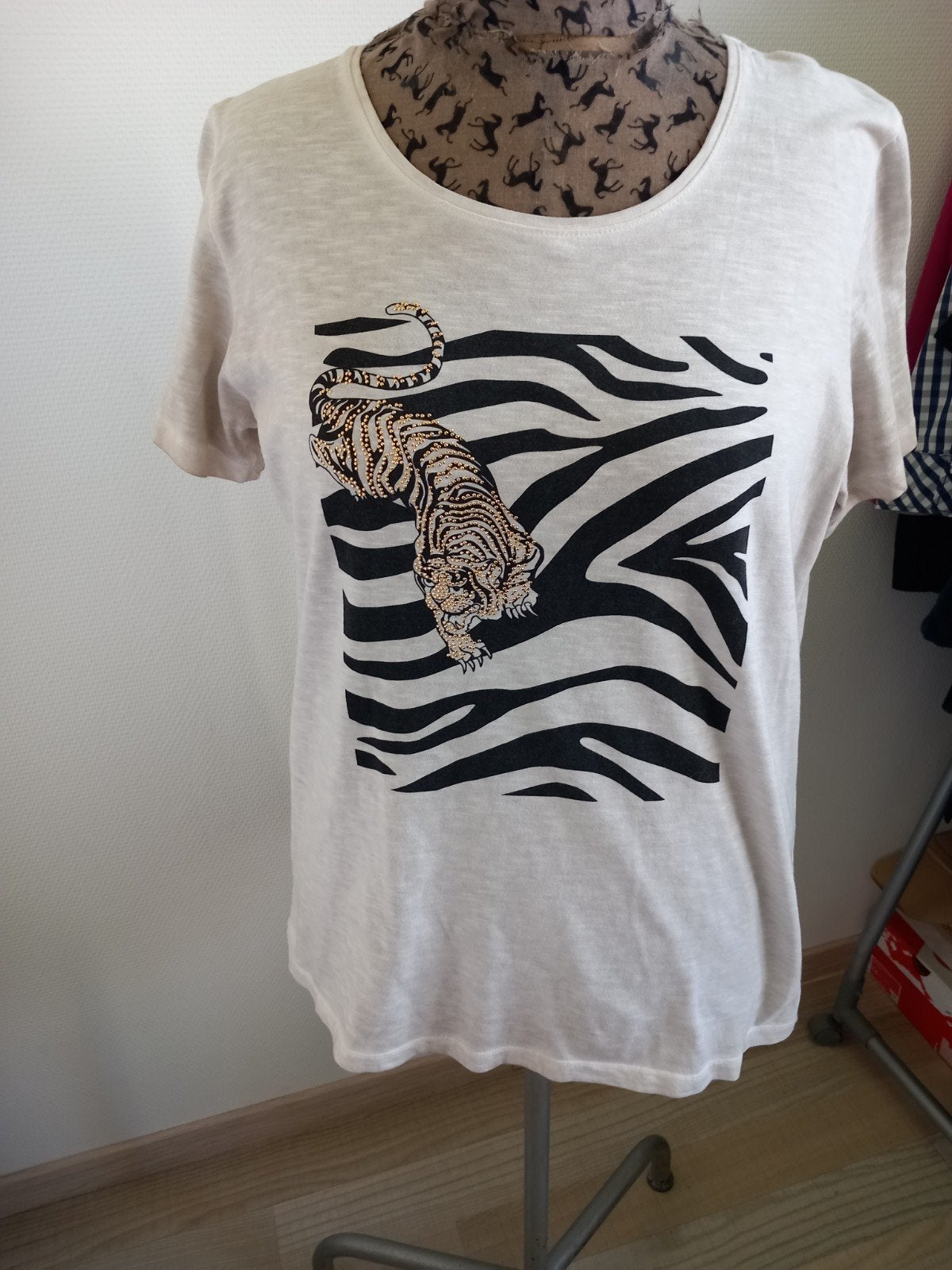 Leuk shirt met tijger apl. L Enjoy, Overige kleuren, Maat 42/44 (L), Ophalen of Verzenden, Zo goed als nieuw