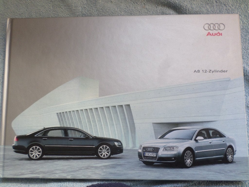 Audi A8 W12 & W12L Boek, Ophalen of Verzenden, Zo goed als nieuw, Audi
