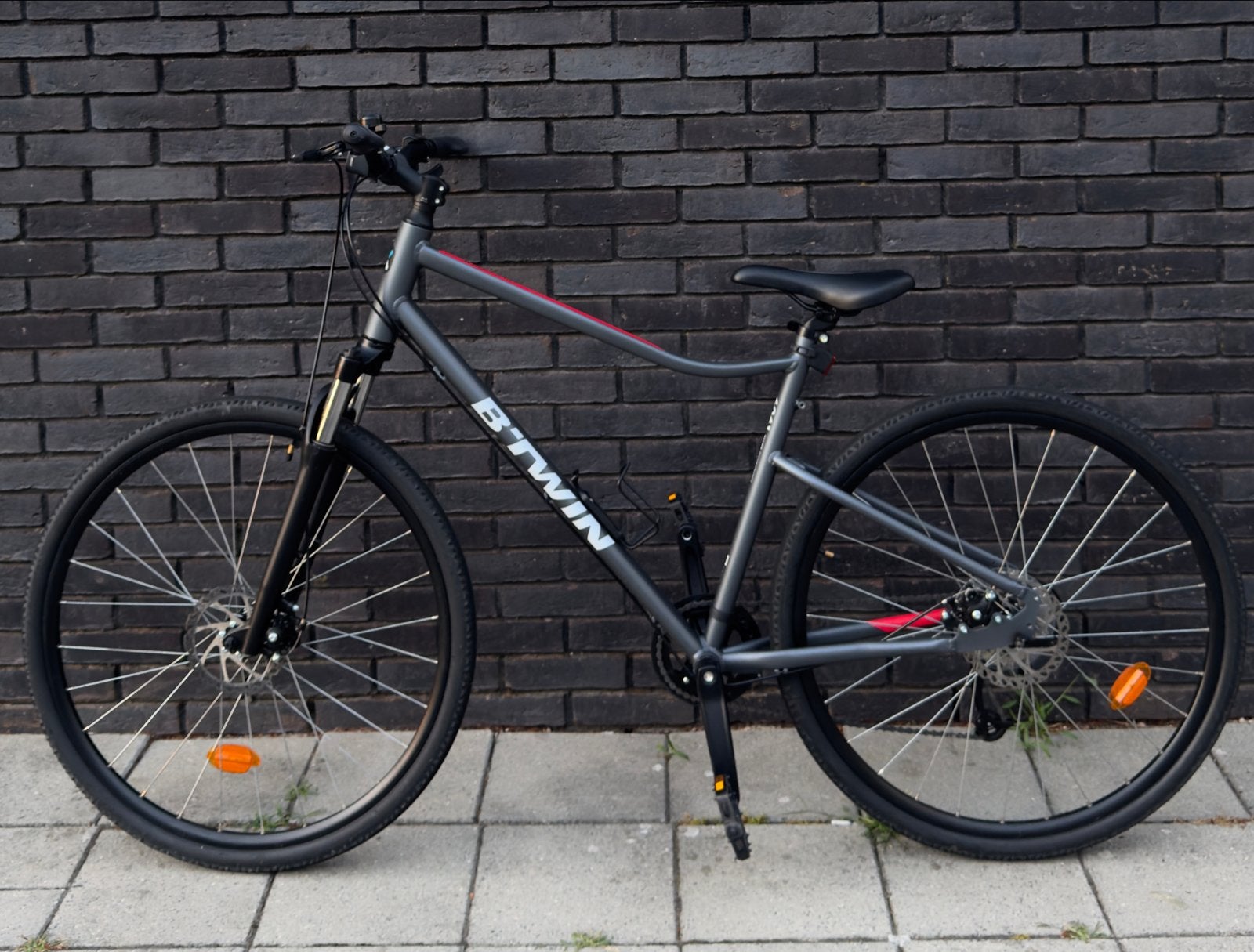 B'Twin Riverside 500 Hybride Fiets - Zo goed als nieuw, Fietsen en Brommers, Fietsen | Heren | Herenfietsen, Ophalen, Zo goed als nieuw