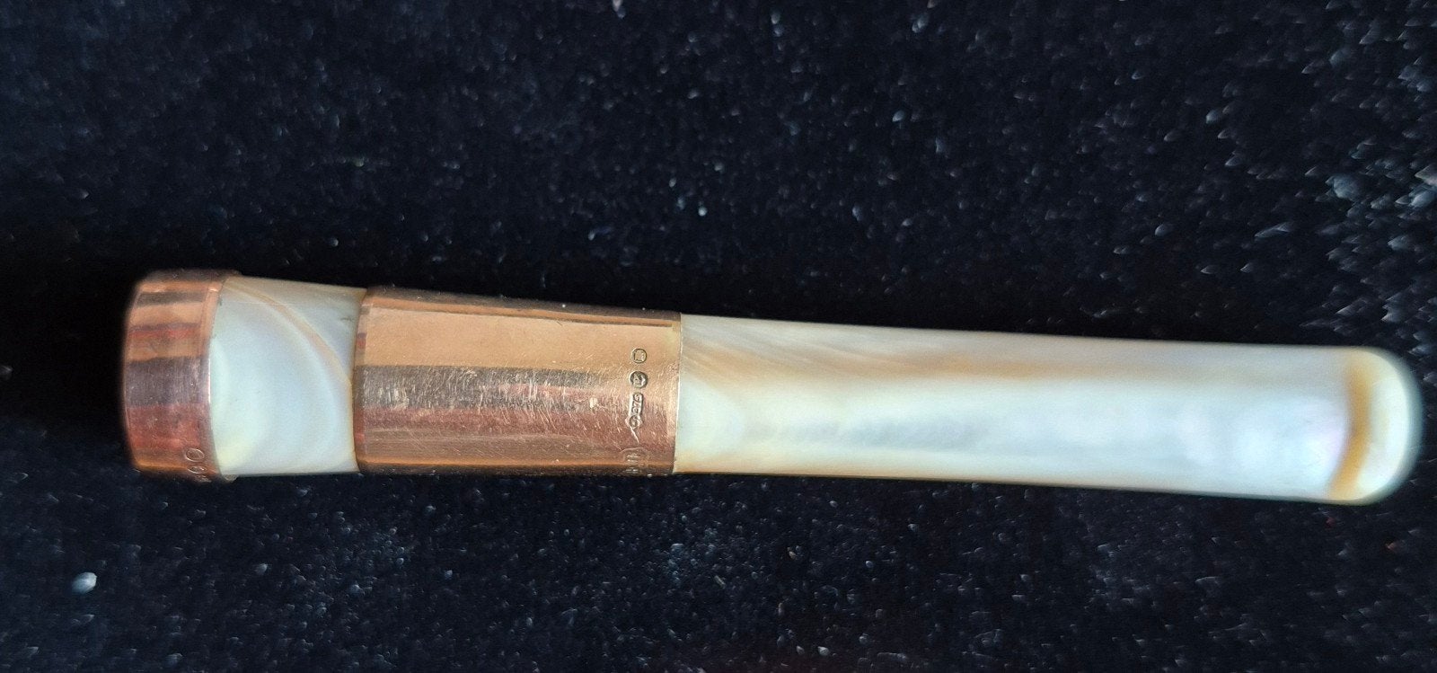 Vintage Sigarettenpijpje Parelmoer met Gouden Banden, Ophalen of Verzenden
