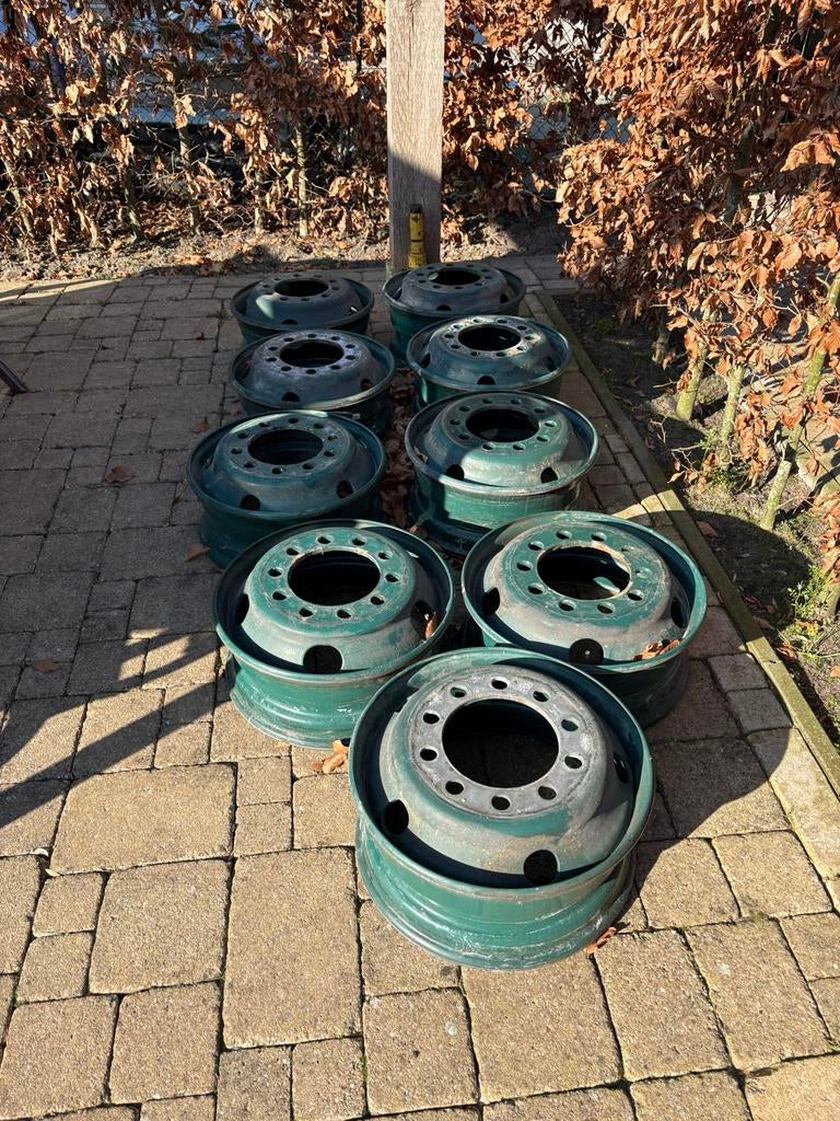 Te Koop: 9 stuks 17,5 inch velgen, Auto-onderdelen, Vrachtwagen-onderdelen, Ophalen of Verzenden, Volvo