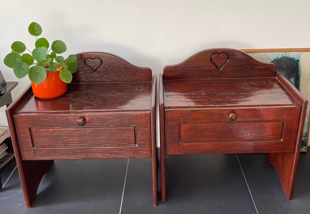 Nachtkastjes met een ❤️ vintage, Ophalen, Hout
