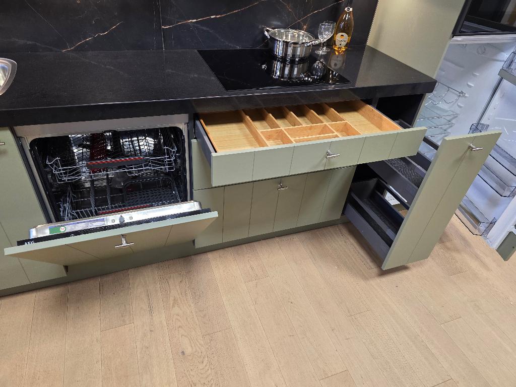 NIEUW showmodel Piet Boon stijl groene keuken Pure, Ophalen, Nieuw, Kunststof, Enkelwandige keuken