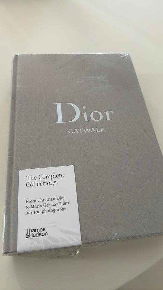 Dior Catwalk koffietafelboek, Boeken, Ophalen of Verzenden, Nieuw, Mode algemeen