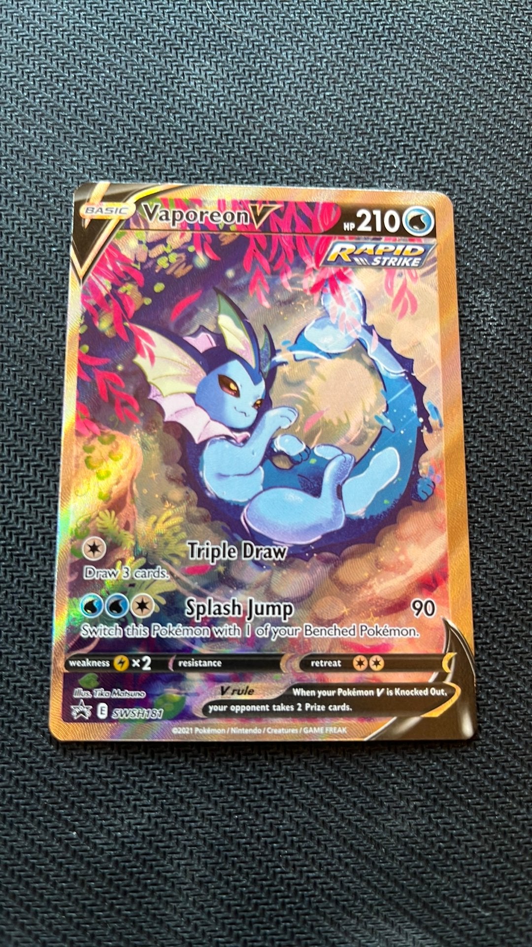 Vaporeon SWSH181 - Pokemon, Ophalen of Verzenden, Zo goed als nieuw