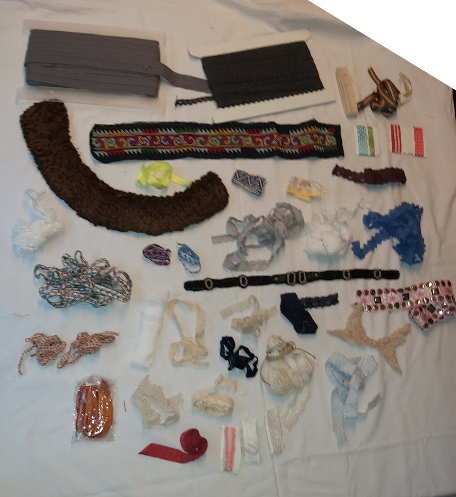 Vele stukjes kant band en lint zowel vintage als modern, Ophalen of Verzenden, Nieuw, Lint, Band of Elastiek