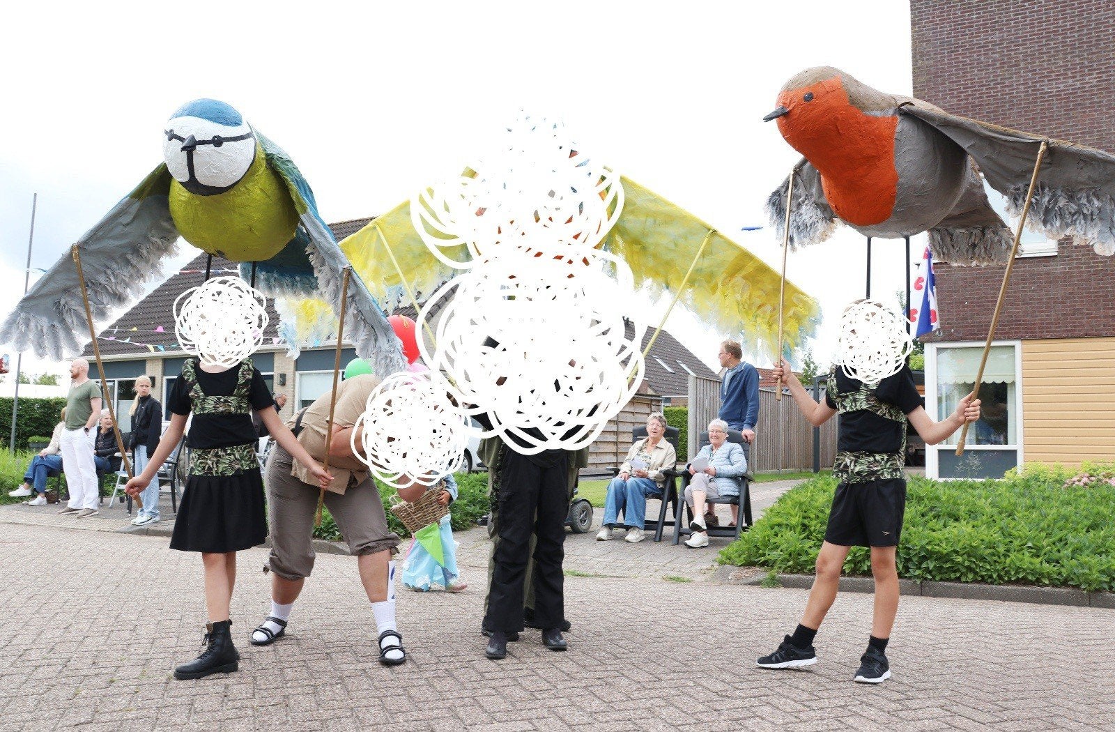 Prachtige bewegende vogels voor optocht/carnaval (1e prijs!), Ophalen