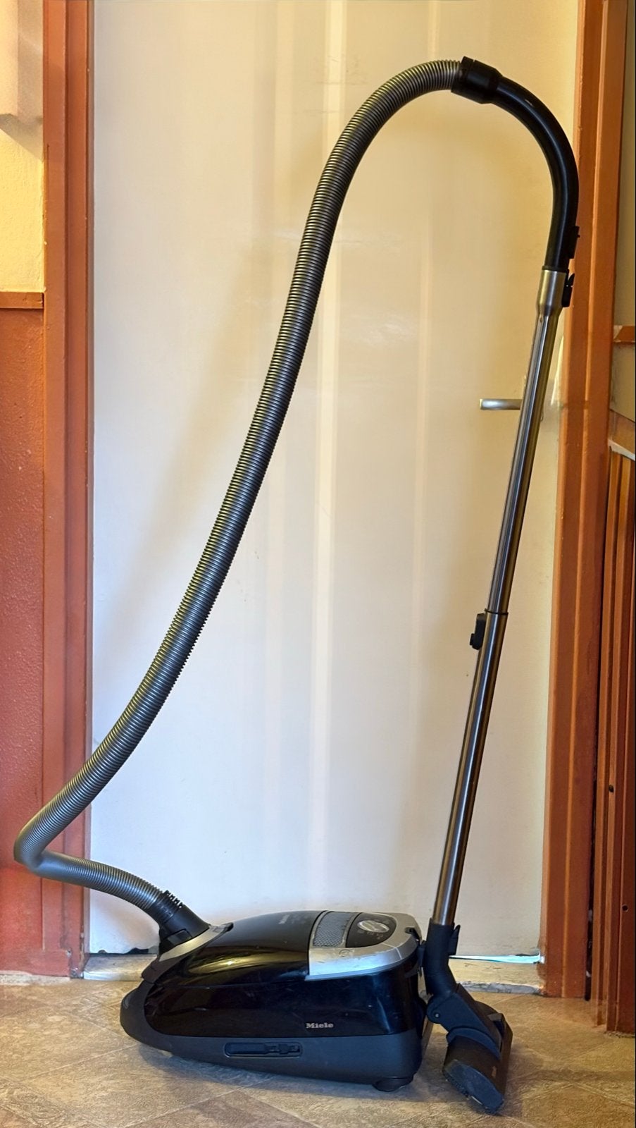Krachtige Miele Black Pearl 5000 2200W Sledestofzuiger, Gebruikt, Miele, 2000 watt of meer, Sledestofzuiger