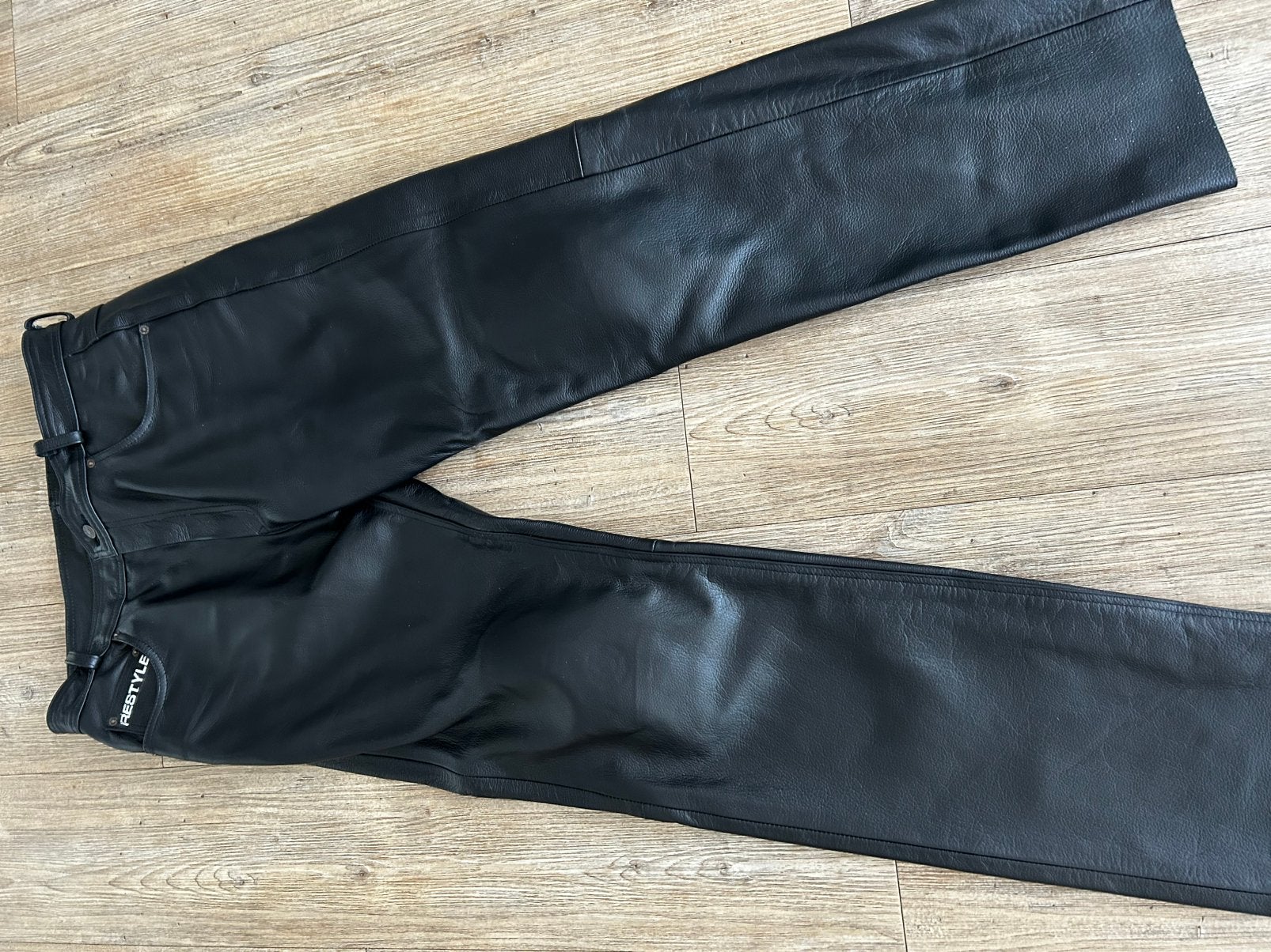 Te Koop als nieuw motorbroek maat 38/ 32 / maat 54, Motoren, Kleding | Motorkleding, Ophalen of Verzenden, Tweedehands, Broek | leer