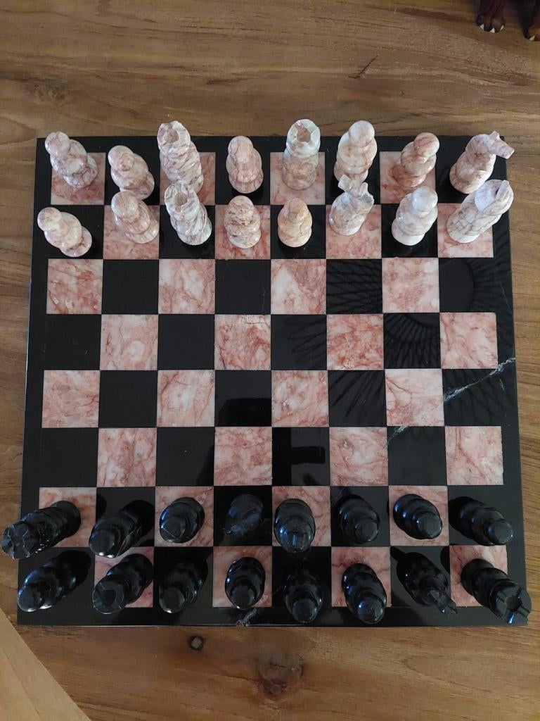 Prachtig marmeren schaakbord met schaakstukken, Ophalen of Verzenden, Minder dan 500 stukjes, Schaken