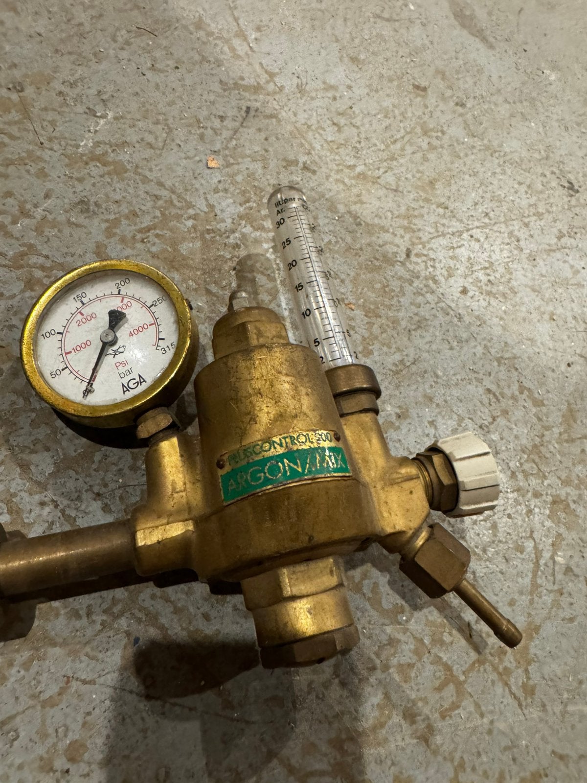 Argon reduceerventiel met manometer en flowmeter, Ophalen, Gebruikt, Tig