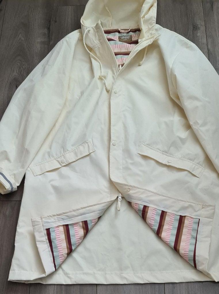 Vrienden Loterij Regenjas L/XL - Crème, Maat 46/48 (XL) of groter, Nieuw, Ophalen of Verzenden, Vriendenloterij
