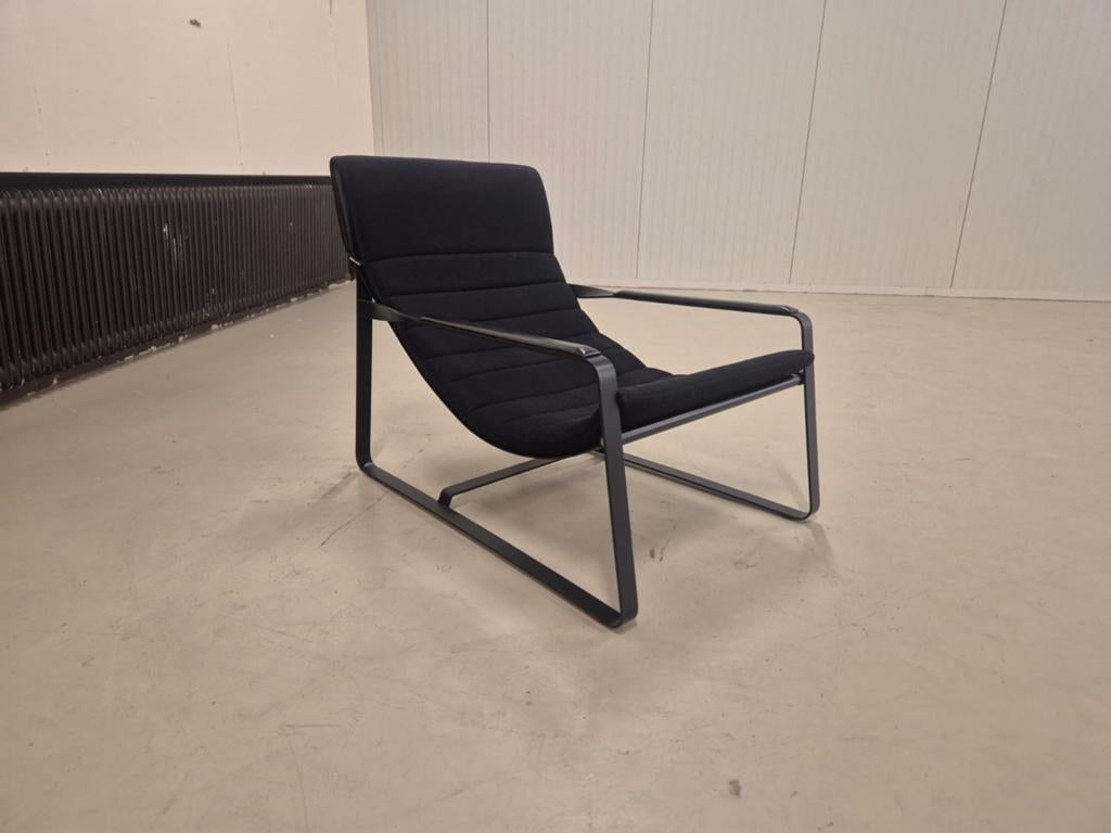 Minotti Hopper Fauteuil - Zwart -Italiaans Design-Nieuwstaat, Huis en Inrichting, Fauteuils, Minotti, Leer, 75 tot 100 cm, Ophalen of Verzenden