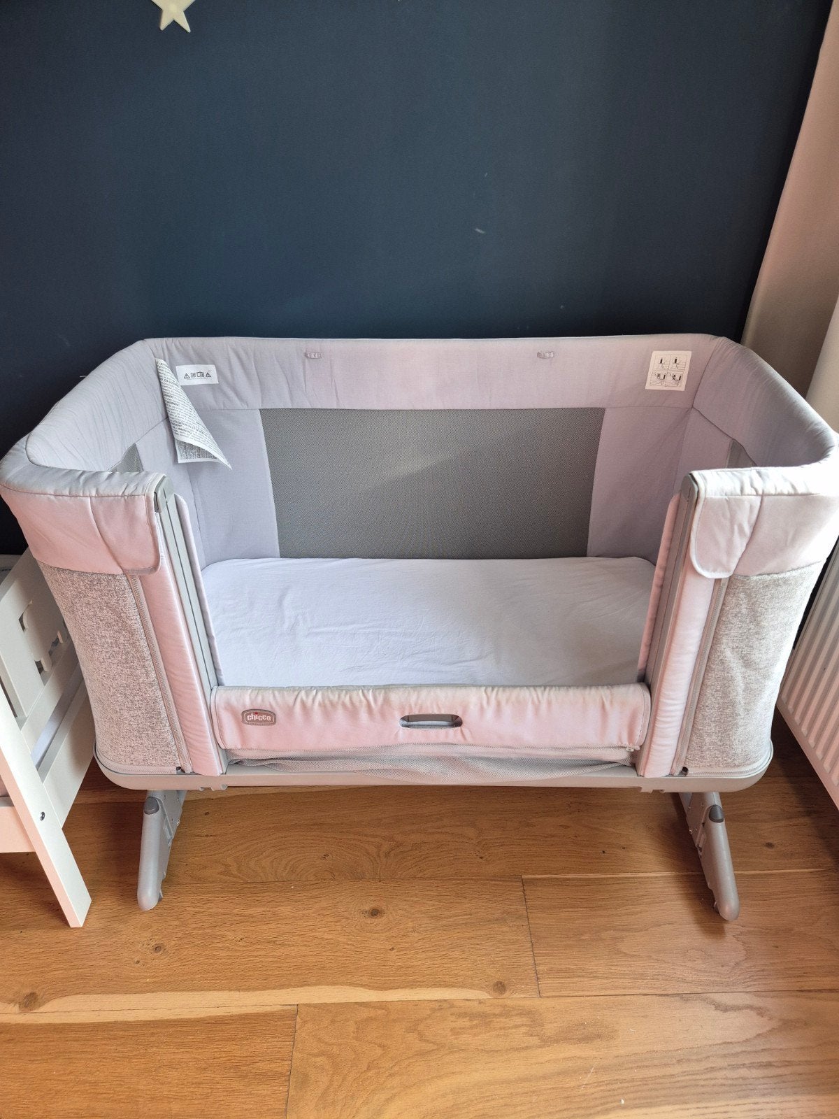 Chicco Next2Me Forever Co-Sleeper - Zo goed als nieuw, Kinderen en Baby's, Babywiegjes en Ledikanten, Zo goed als nieuw, Wieg