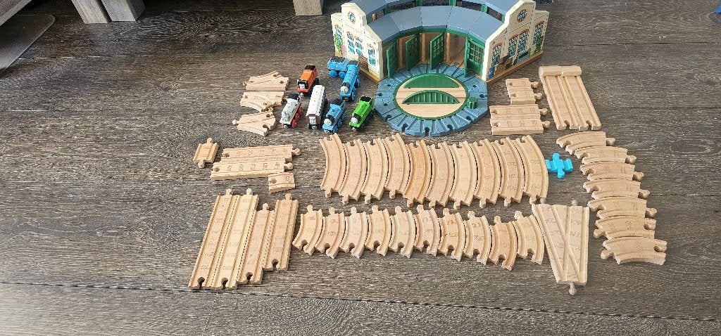 Set 5, Thomas de trein Hout, Ophalen of Verzenden, Zo goed als nieuw