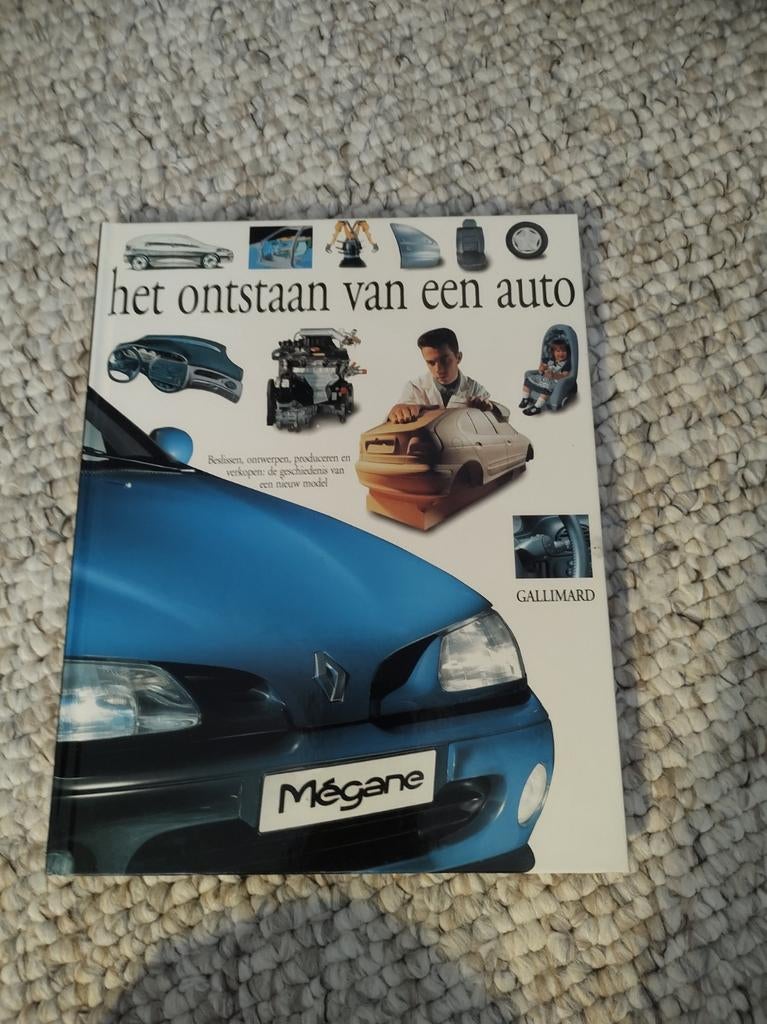 Boek: Het ontstaan van een auto - Renault Megane, Ophalen of Verzenden