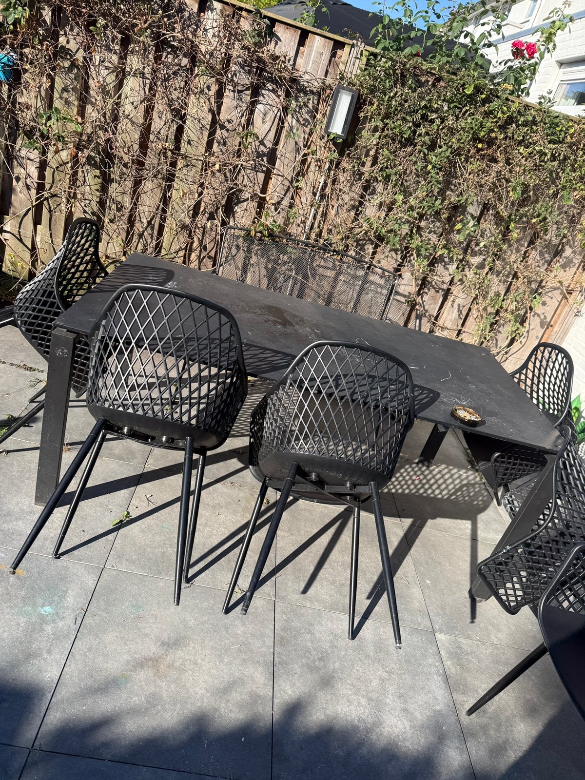 Gratis tuintafel, Tuin en Terras, Tuinsets en Loungesets, Ophalen, Gebruikt, Eettafel, 6 zitplaatsen