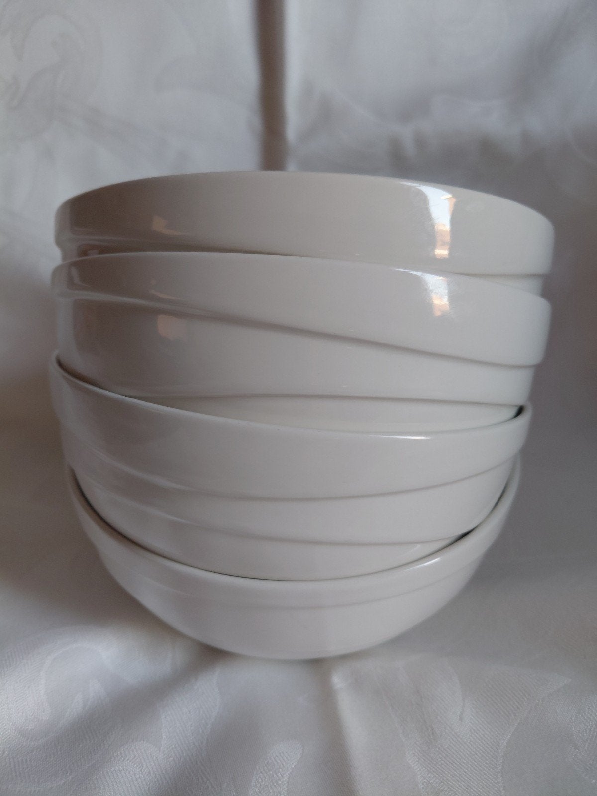 Jamie Oliver Waves schalen set - 4 stuks - wit - 16.5x8 cm, Gebruikt, Porselein of Keramiek, Schaal, Vaatwasserbestendig