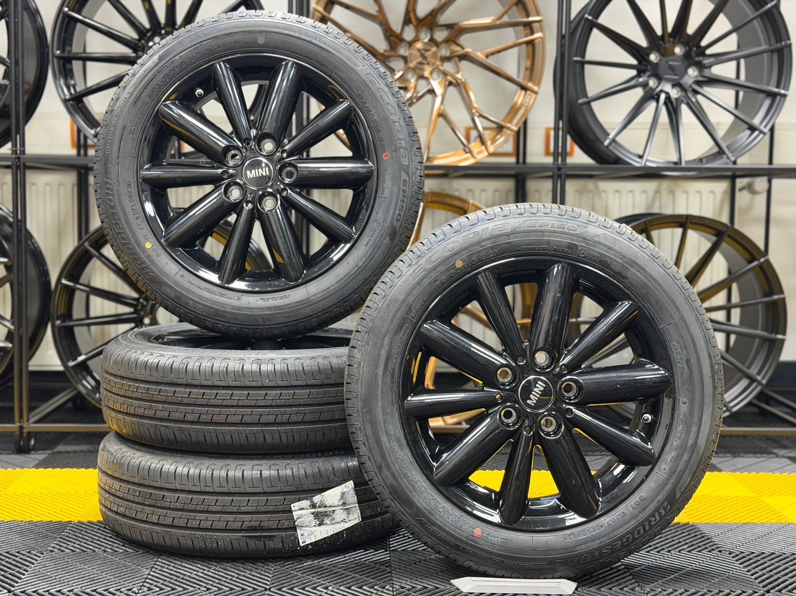 16 Inch Mini Cooper S One Zomerset Nieuwe Banden CA 6MM €599, Ophalen, 16 inch, 175 mm, Banden en Velgen