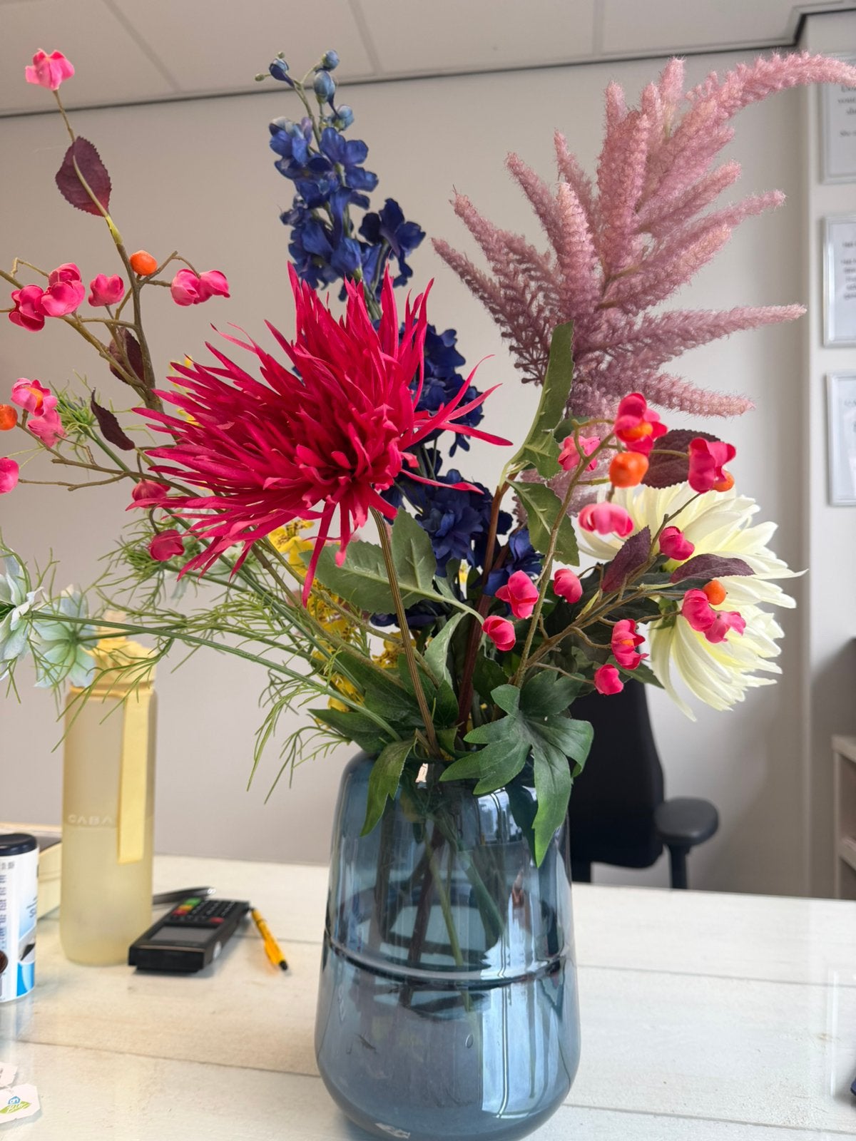 Bombyx vaas met bloemen, Ophalen of Verzenden, Zo goed als nieuw