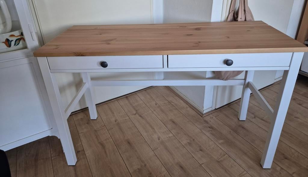 IKEA HEMNES bureau massief hout met kabelgoot en lades, Huis en Inrichting, Bureaus, Ophalen, 120 cm, Scandinavisch, Hout